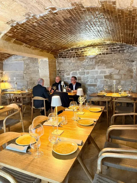 Why Isn't Anyone Talking About This Paris Restaurant?⁉️