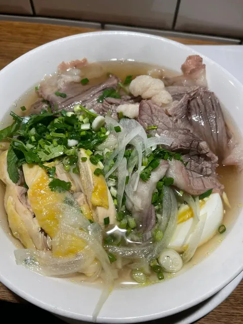 🍜 Berlin's Kantstraße Must-Eats｜Perfect Friday After-Work Combo