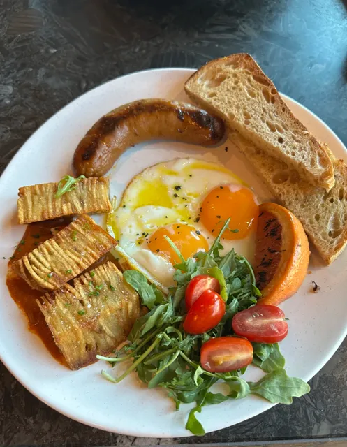 Banff Breakfast Showdown | Good Folk vs. A&W – Worth the Splurge? ☕🍳