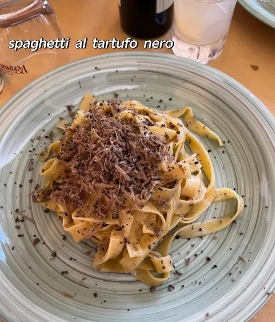 Verona's Italian Restaurant is Truly Delicious! 👍