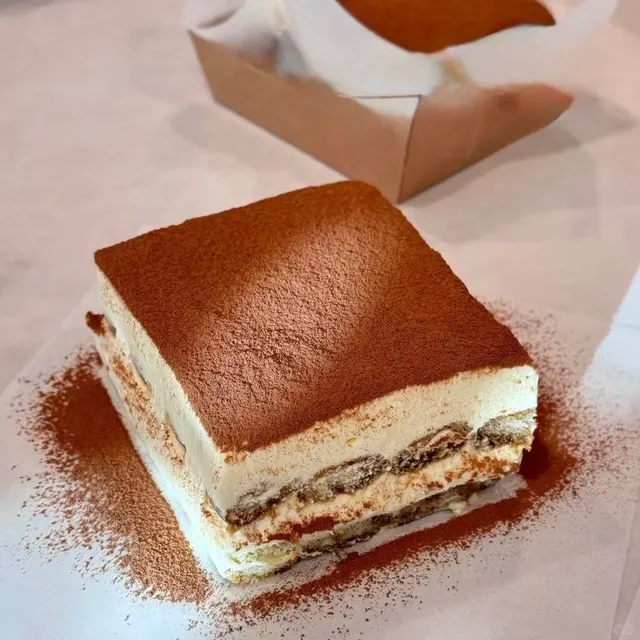 🇺🇸 LA Private Dessert Chef 💯 My Go-To for Floss Cake