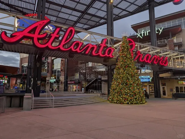 Exploring Atlanta's Modern Shopping & Entertainment Districts