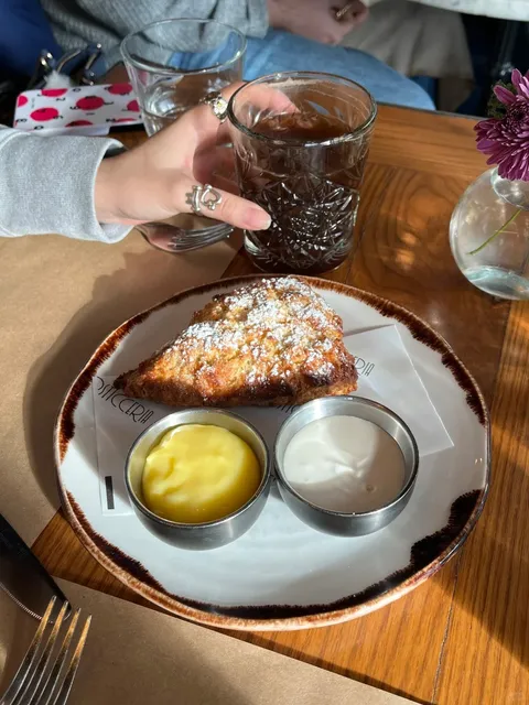 Brooklyn Brunch Alert | Evelina - Where Lemon Scones Steal the Show! 