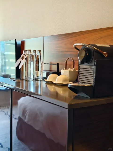 The Most Vacation-like Hotel in Tokyo(2) 🌴