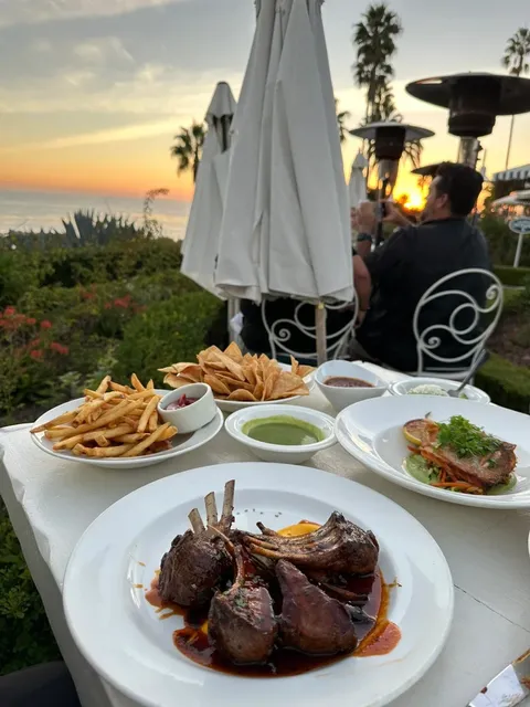 🇺🇸 Must-Visit Restaurant Along California Highway 1 🌊