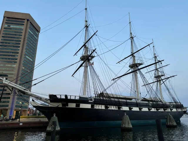 🇺🇸 Deep USA Tour: Stop 4 – Baltimore 🏛️🌊