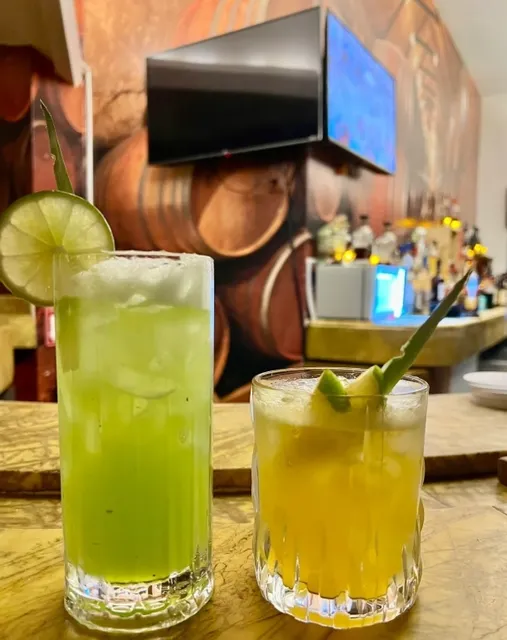🇲🇽 My 28-Cocktail Cancún Bender in 4 Days