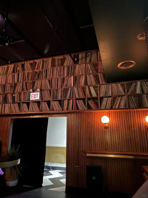 Chicago Speakeasy — Dorian’s 🎵