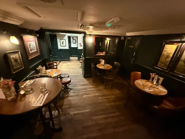 A Truly Unique Spot with Unbeatable Ambiance! 🏦