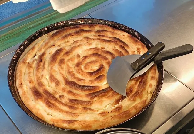 🇧🇦 Sarajevo Must-Eat: This Bosnian Burek Will Blow Your Mind!