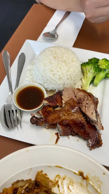 Mackay’s Best-Kept Secret: Jim-me Kitchen’s Cantonese Magic 🦆✨