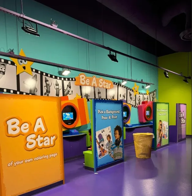 Dallas with a 2-Year-Old: Crayola Experience Review