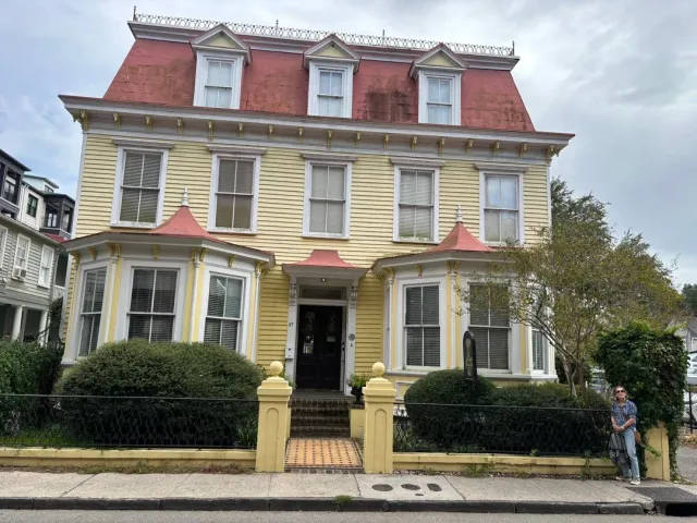 Old Southern Charm 🏡✨