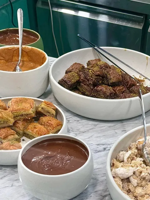 NYC｜Who Can Resist Pistachio Baklava Frozen Yogurt? 🍦✨