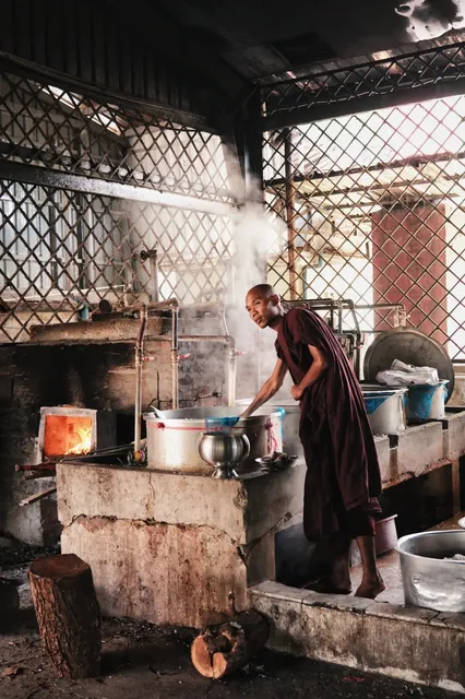 How to Explore Mandalay? Let Me Tell You