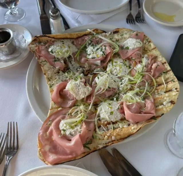 Al Forno’s Crispy-Bottom Pizza in Providence!