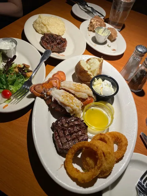 Bakersfield｜Black Angus: The Ideal First Meal After Jet Lag