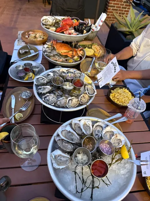 🇺🇸 LA Oyster Lovers, Let’s Go! 🦪🥂 – King’s Fish House Ordering Gui
