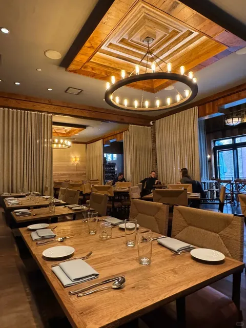 🍝 Baltimore's Classic Italian Spot | Near Inner Harbor