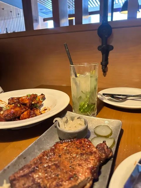 Tucson Obelisco: Stylish Argentine Steakhouse Near the Iconic Obelisco