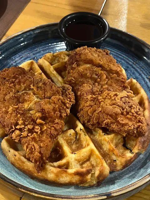 🇨🇮 Abidjan Restaurant Pick: Sam's Café (Uncle Sam's Canteen)