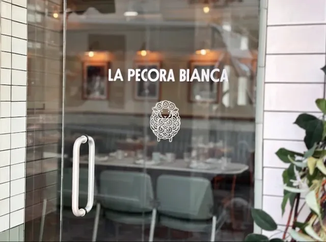 ​​La Pecora Bianca Soho - Where Italian Cuisine Meets NYC Chic​​ 🍝✨