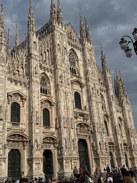 ⚠️ Milan Photo Tips: Avoid These Duomo Mistakes!