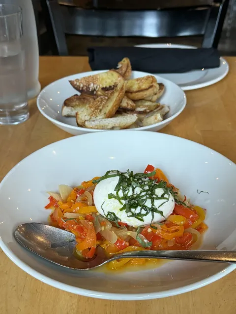 Delicious Burrata & Pepperonata! 🧀🍅🇮🇹✨