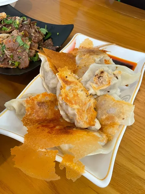 Mian – A Noodle Spot with Surprisingly Amazing Fu Qi Fei Pian! 🍜🤩