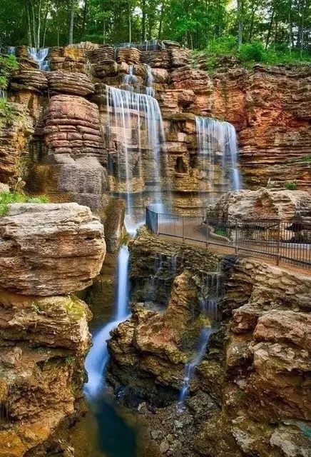 🏞️ Kansas/Missouri Hidden Gem: Top of the Rock, Branson