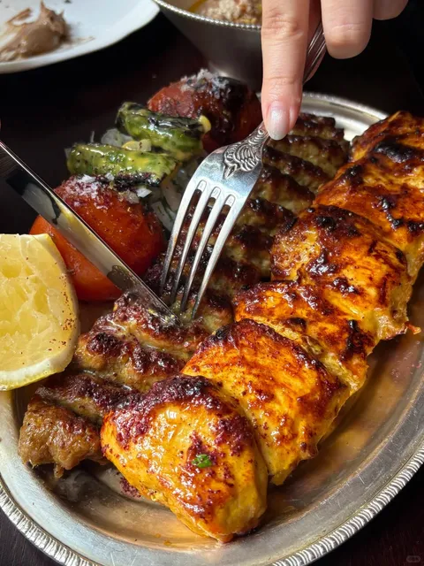 London’s No-Rez, All-Flame Persian Powerhouse 🔥🍢​​