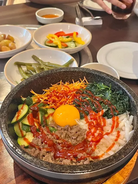 This Korean restaurant is the perfect choice.