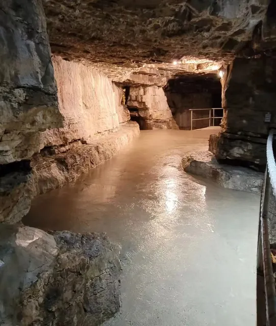 Ontario Caves Adventure