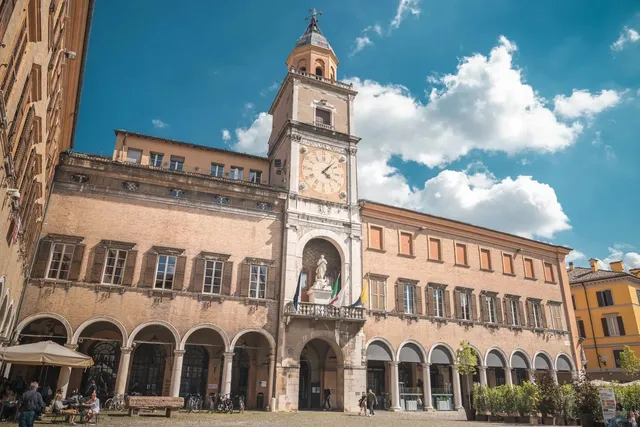 Modena: Beyond Supercars, a Symphony of Stone & Light 🏛️✨