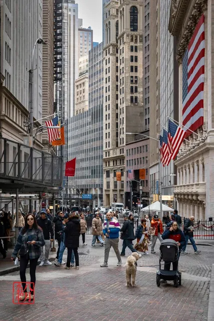 🏛️ Wall Street: Where American Capitalism Pulses Strongest （1）