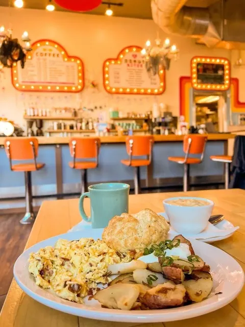 🎿 Denver Ski Trip + Must-Visit Gems You Can’t Miss! 🏔️