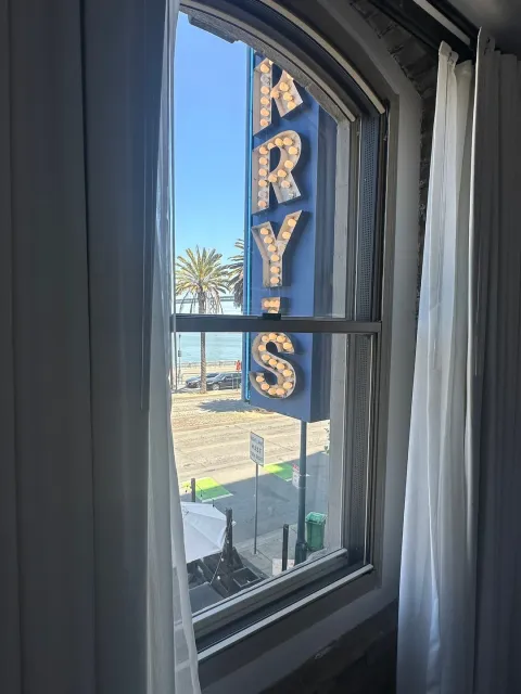 The Best Hotel & Staff – A Heartwarming Experience! 🎉🏨