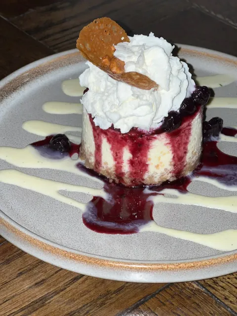 Another Chic Italian Spot in Chicago Perfect for Dates & Photos! 