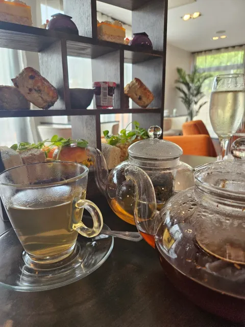 ☕ A Wonderful Afternoon Tea Experience with First-Class Service! 