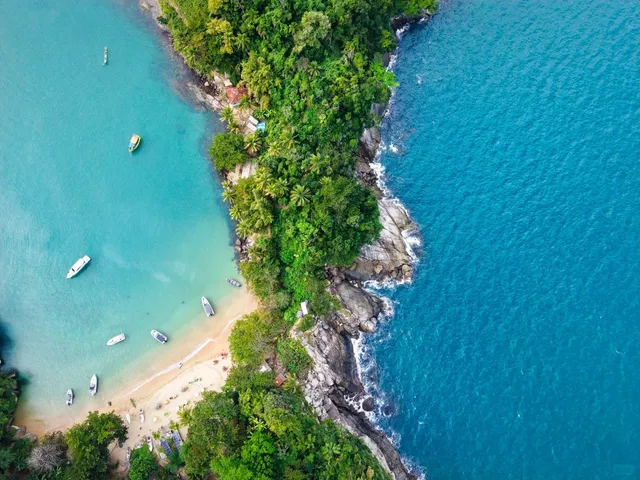 The Blue of Ilhabela Is Breathtaking🌊