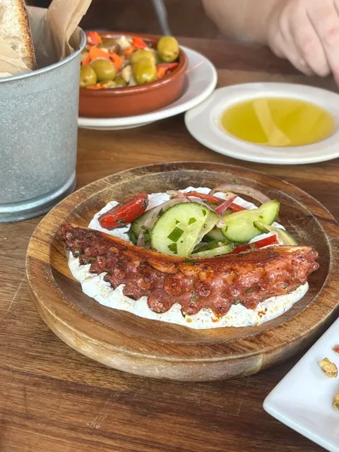 Boston's Spanish Gem | Barcelona Wine Bar - A Flavor Fiesta! 🇪🇸✨  