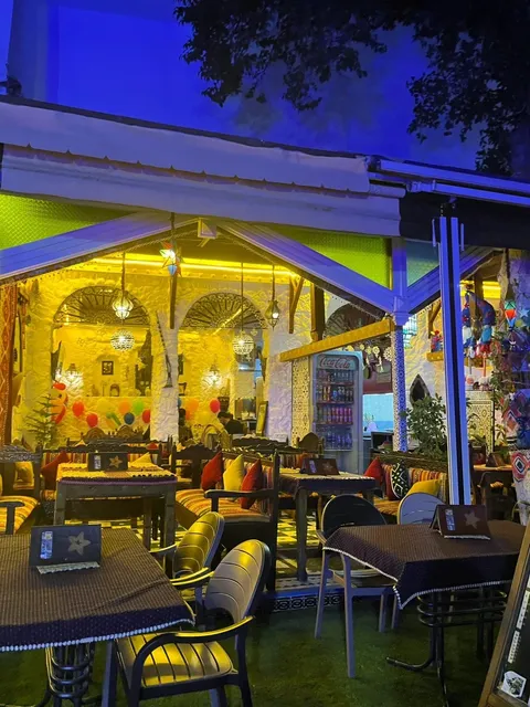 🌙🎉 Chefchaouen’s Old Town Heart: A Bustling Blue Wonder! 🇲🇦✨