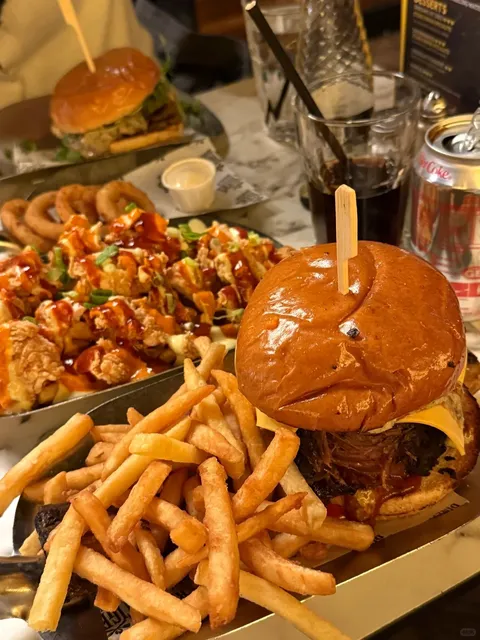 🇬🇧 High-Value Burger Joint in West London