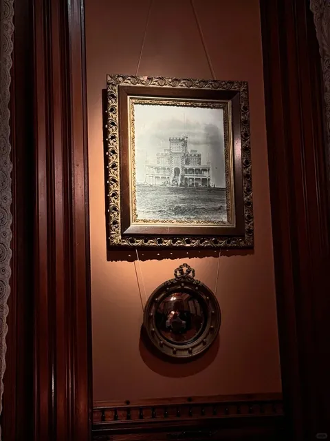 New Zealand | Stay in a Fairytale Castle