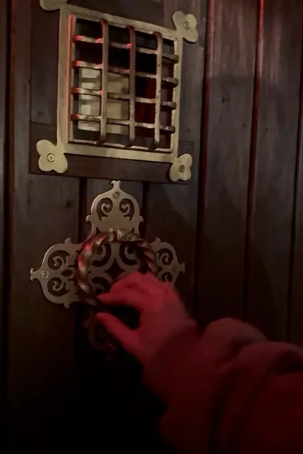 When a New York Drinker Comes to Boston 🥂