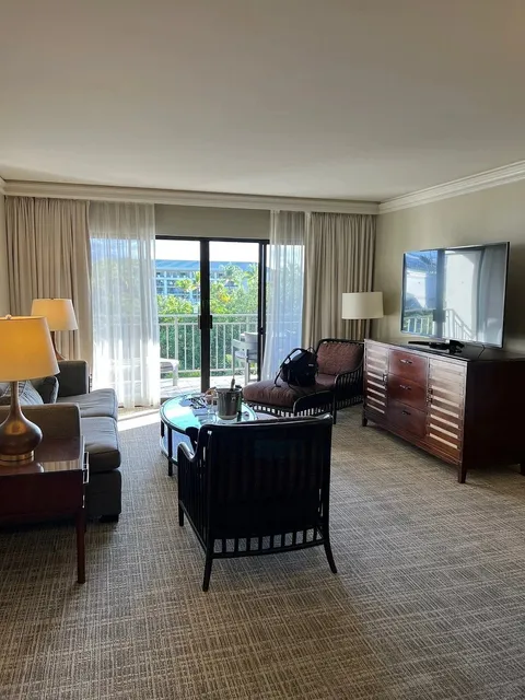 Don't Book Just Any Hotel in Hawaii! Top 5 Highly-Rated Picks 