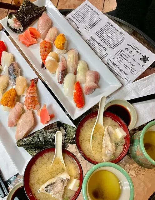 Vancouver's $40 Omakase Steal! 11 Nigiri + Hand Roll 🍣 