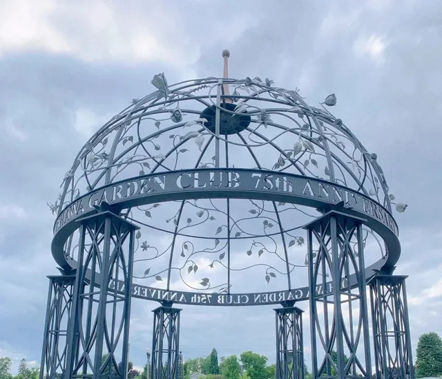 🌿 Oshawa Valley Botanical Gardens: A Floral Paradise Near Toronto!