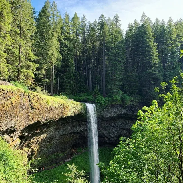 Short Guide to One-Day Trip: Eugene → Crater Lake National Park