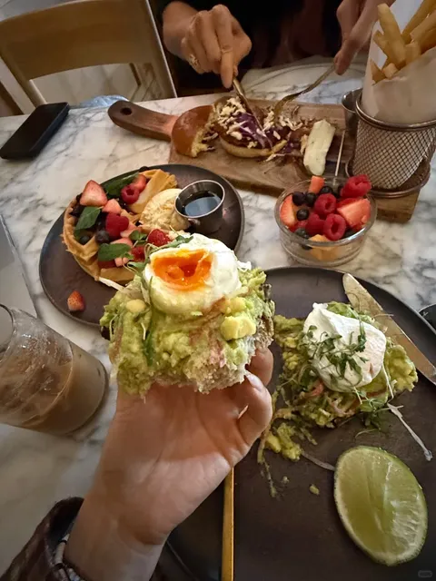 A Day of Eating in LA 🍽️✨